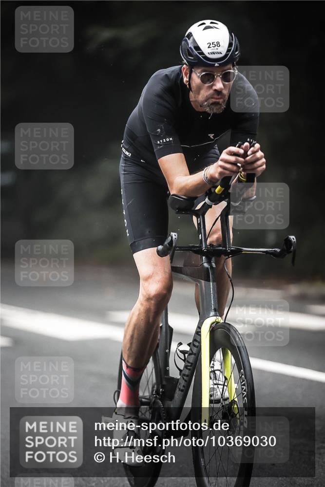 13.09.2026 - Stadtparktriathlon H.Heesch http://msf.ph/oto/10369030 13.09.2026 10:18:25 Radfahren 212, 251, 258, 261, 276, 279, 359, 389 meine-sportfotos.de