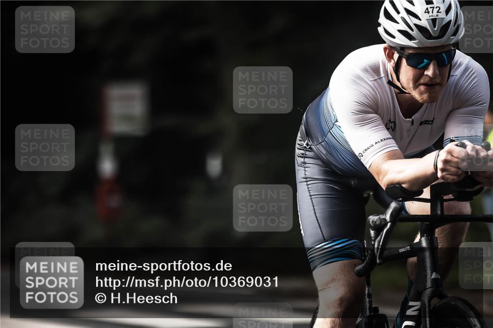 13.09.2026 - Stadtparktriathlon H.Heesch http://msf.ph/oto/10369031 13.09.2026 10:47:14 Radfahren 376, 472, 557 meine-sportfotos.de