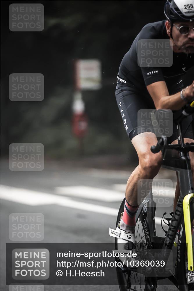 13.09.2026 - Stadtparktriathlon H.Heesch http://msf.ph/oto/10369039 13.09.2026 10:18:25 Radfahren 212, 251, 258, 261, 276, 279, 359, 389 meine-sportfotos.de