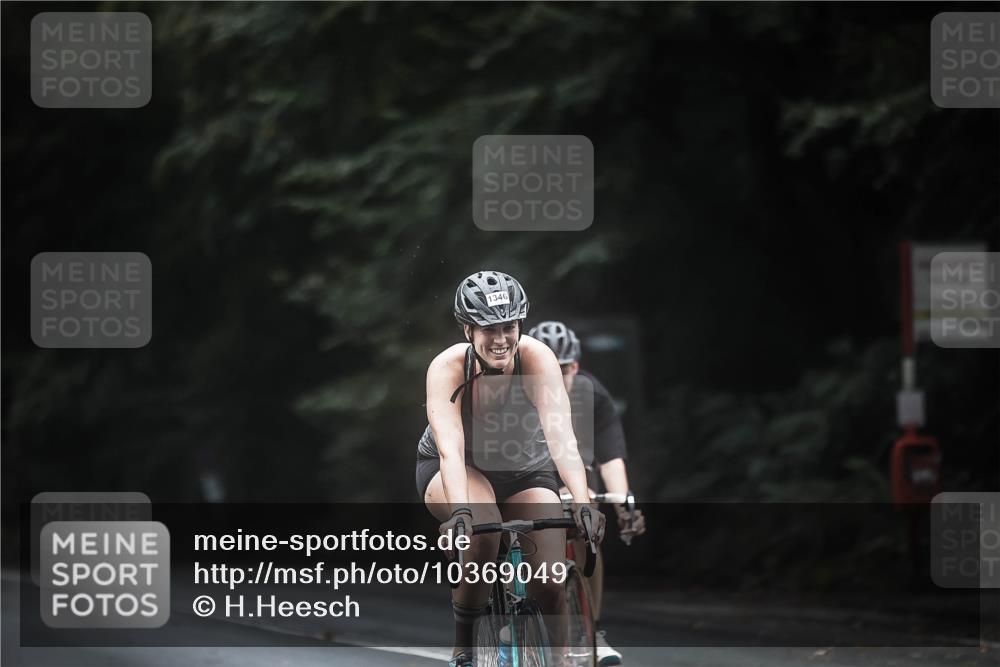 13.09.2026 - Stadtparktriathlon H.Heesch http://msf.ph/oto/10369049 13.09.2026 13:20:54 Radfahren 1218, 1346, 1377, 1378, 1420, 1433, 1436, 1444 meine-sportfotos.de
