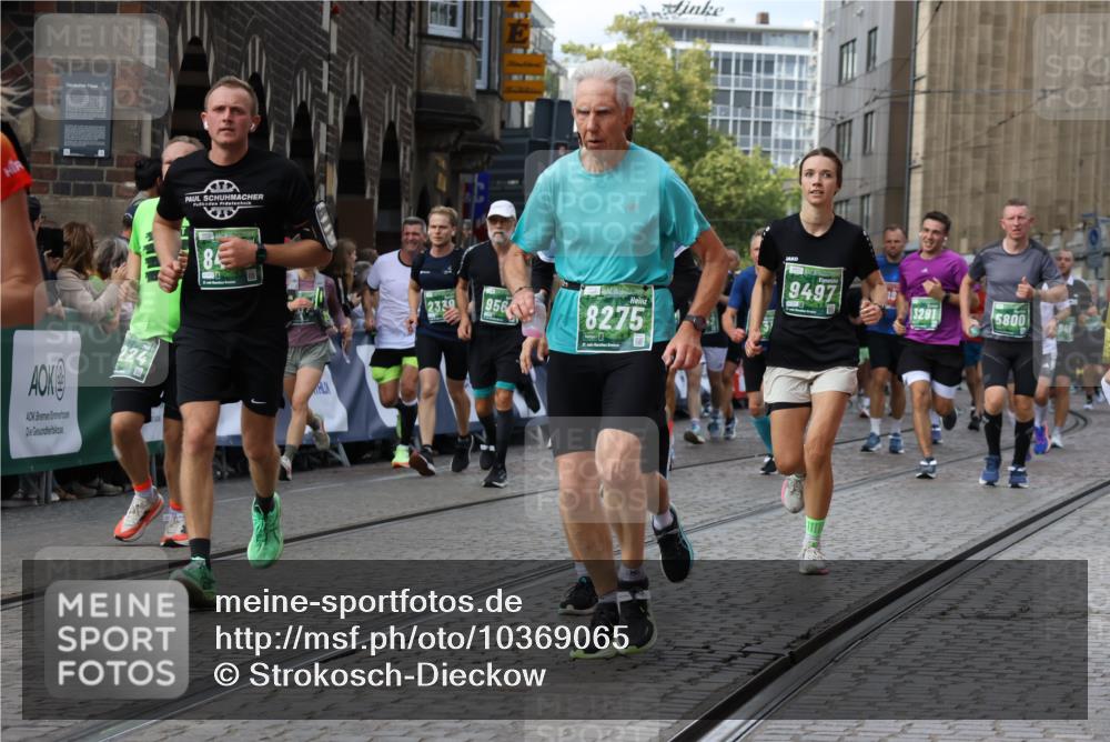 13.09.2026 - 21. swb-Marathon Bremen Strokosch-Dieckow http://msf.ph/oto/10369065 13.09.2026 13:36:05 Ziel 156, 318, 532, 607, 3056, 3087, 3226, 3485, 3704, 3780, 3857, 4048, 5071, 5157, 5308, 5381, 5467, 5468, 5584, 5586, 6465, 6466, 6644, 6649, 6724, 7036, 7235, 7385, 7597, 7675, 7691, 7700, 8335, 8705, 8816, 9784, 9862, 9892, 9912, 13121, 13213, 1072, 2339, 2931, 2949, 3224, 3291, 3591, 4643, 4989, 5259, 5800, 6642, 6778, 7379, 7865, 8275, 8488, 8511, 8731, 8941, 9026, 9076, 9226, 9497, 9564, 13038, 13238 meine-sportfotos.de