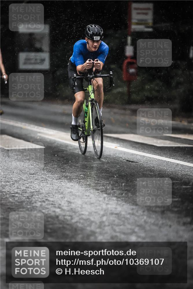 13.09.2026 - Stadtparktriathlon H.Heesch http://msf.ph/oto/10369107 13.09.2026 12:04:22 Radfahren 763, 785, 828, 857, 923, 964, 1036 meine-sportfotos.de