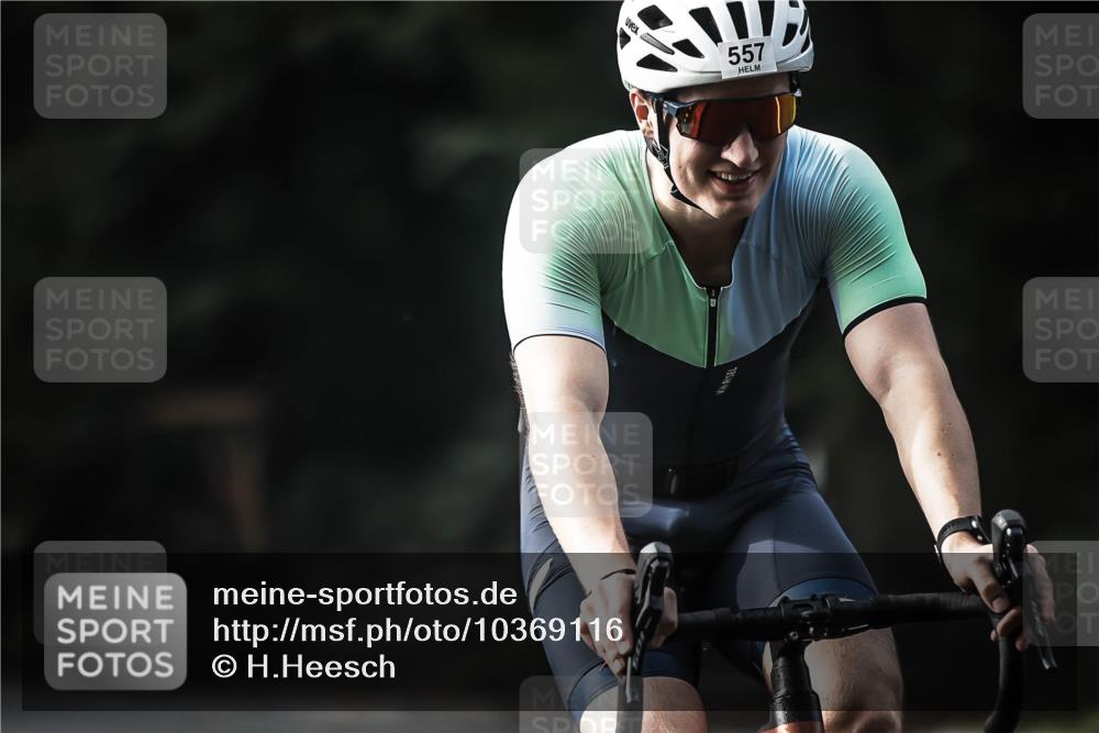 13.09.2026 - Stadtparktriathlon H.Heesch http://msf.ph/oto/10369116 13.09.2026 10:47:21 Radfahren 376, 557 meine-sportfotos.de