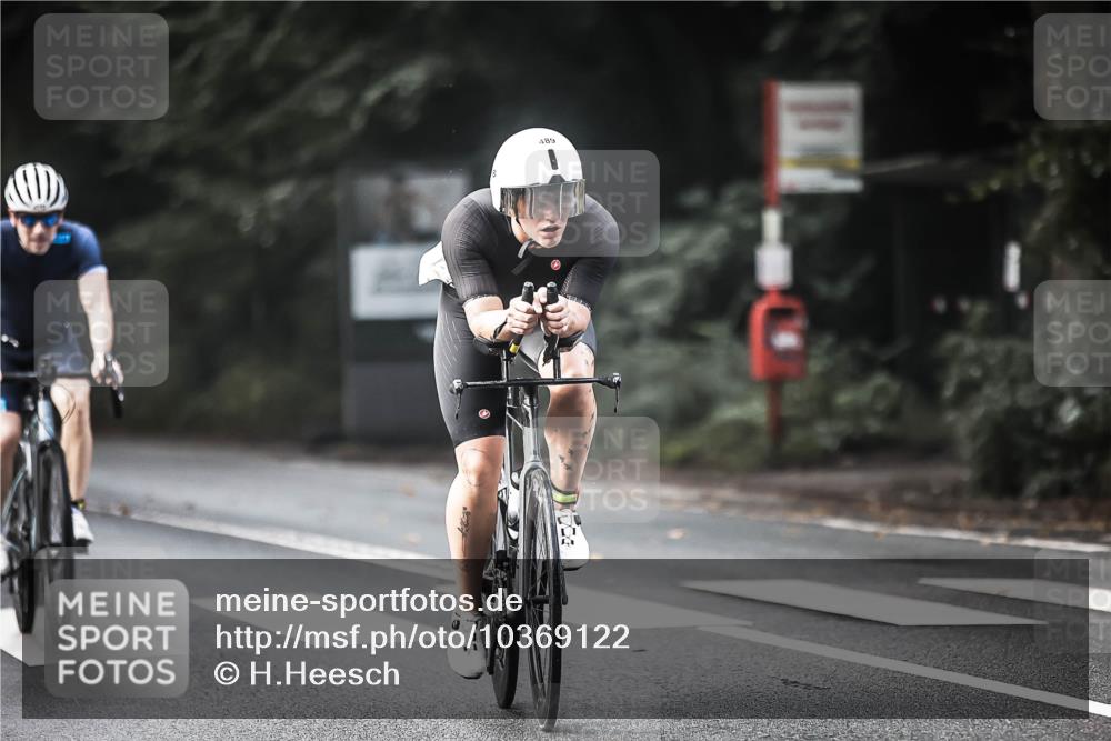 13.09.2026 - Stadtparktriathlon H.Heesch http://msf.ph/oto/10369122 13.09.2026 10:47:36 Radfahren 470, 489, 493, 498, 561 meine-sportfotos.de