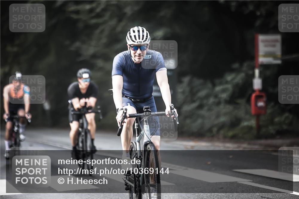 13.09.2026 - Stadtparktriathlon H.Heesch http://msf.ph/oto/10369144 13.09.2026 10:47:37 Radfahren 415, 470, 489, 493, 498, 506, 561 meine-sportfotos.de