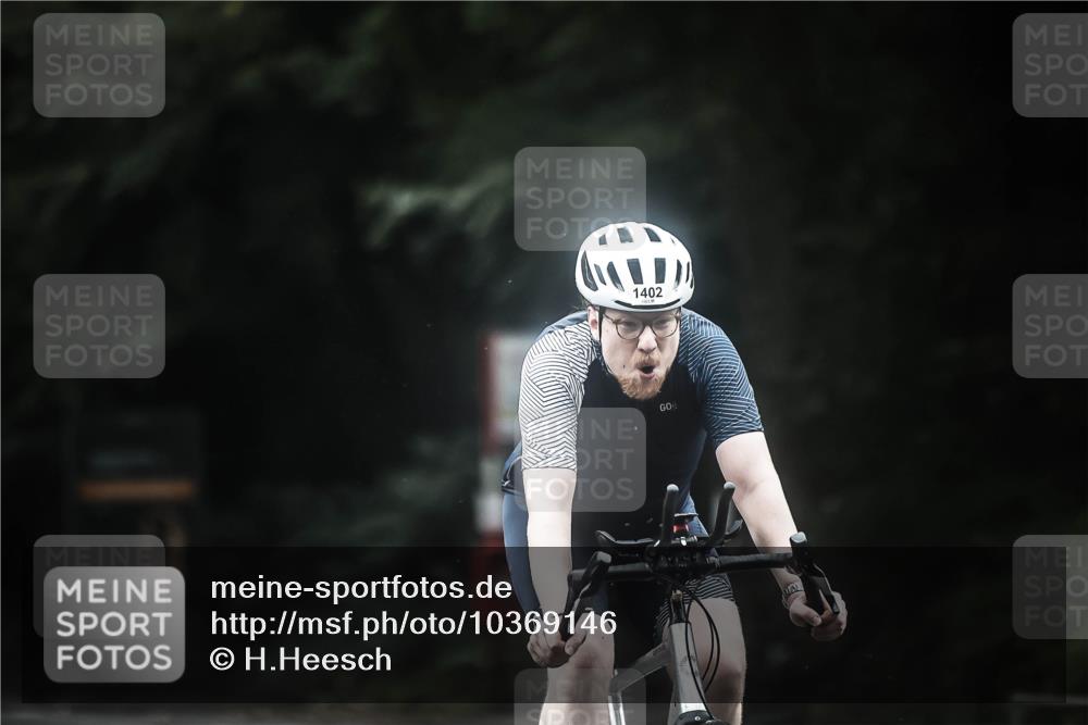 13.09.2026 - Stadtparktriathlon H.Heesch http://msf.ph/oto/10369146 13.09.2026 13:21:03 Radfahren 1218, 1220, 1369, 1378, 1402, 1404, 1506 meine-sportfotos.de