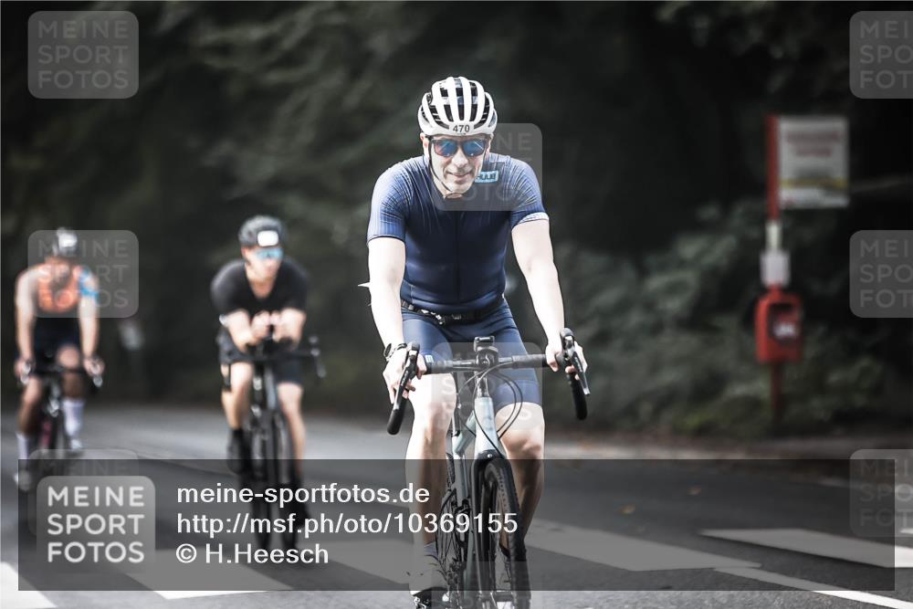 13.09.2026 - Stadtparktriathlon H.Heesch http://msf.ph/oto/10369155 13.09.2026 10:47:37 Radfahren 415, 470, 489, 493, 498, 506, 561 meine-sportfotos.de