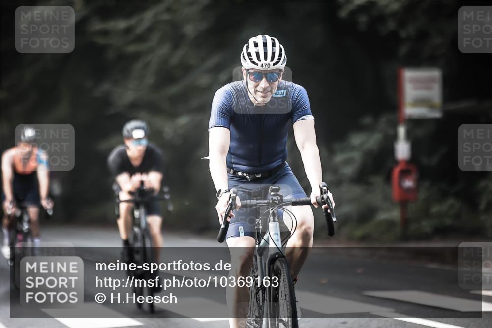 13.09.2026 - Stadtparktriathlon H.Heesch http://msf.ph/oto/10369163 13.09.2026 10:47:38 Radfahren 415, 470, 489, 493, 498, 506, 561 meine-sportfotos.de