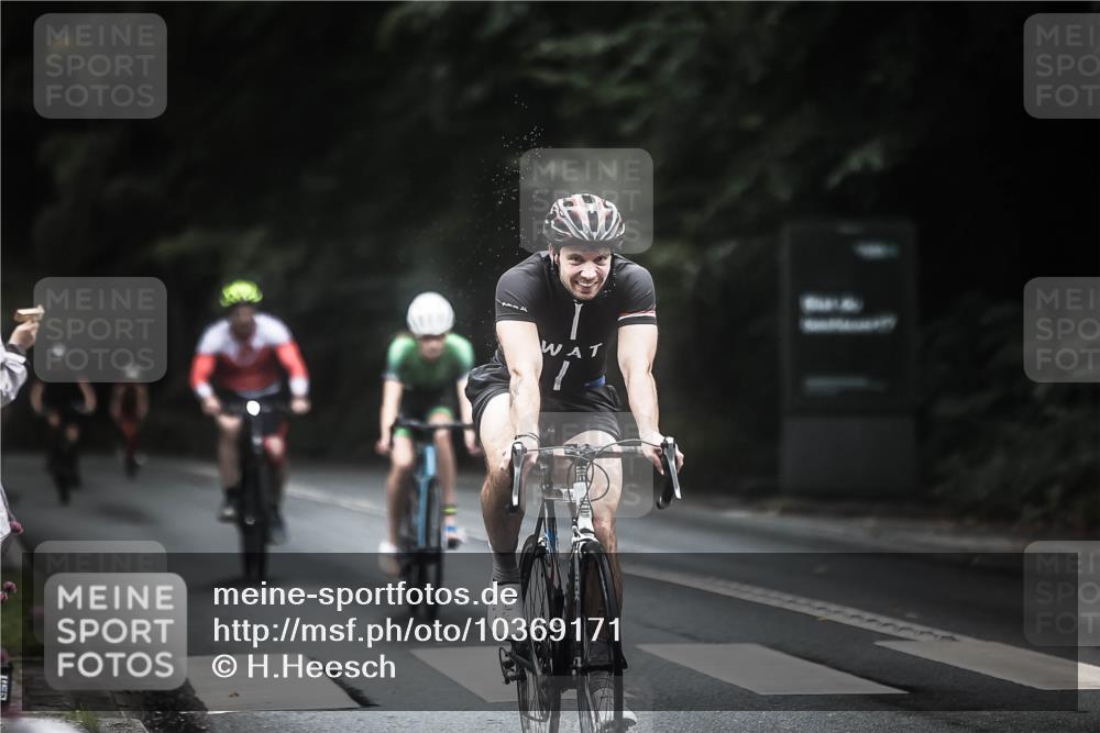 13.09.2026 - Stadtparktriathlon H.Heesch http://msf.ph/oto/10369171 13.09.2026 13:21:08 Radfahren 1369, 1384, 1402, 1404, 1506 meine-sportfotos.de
