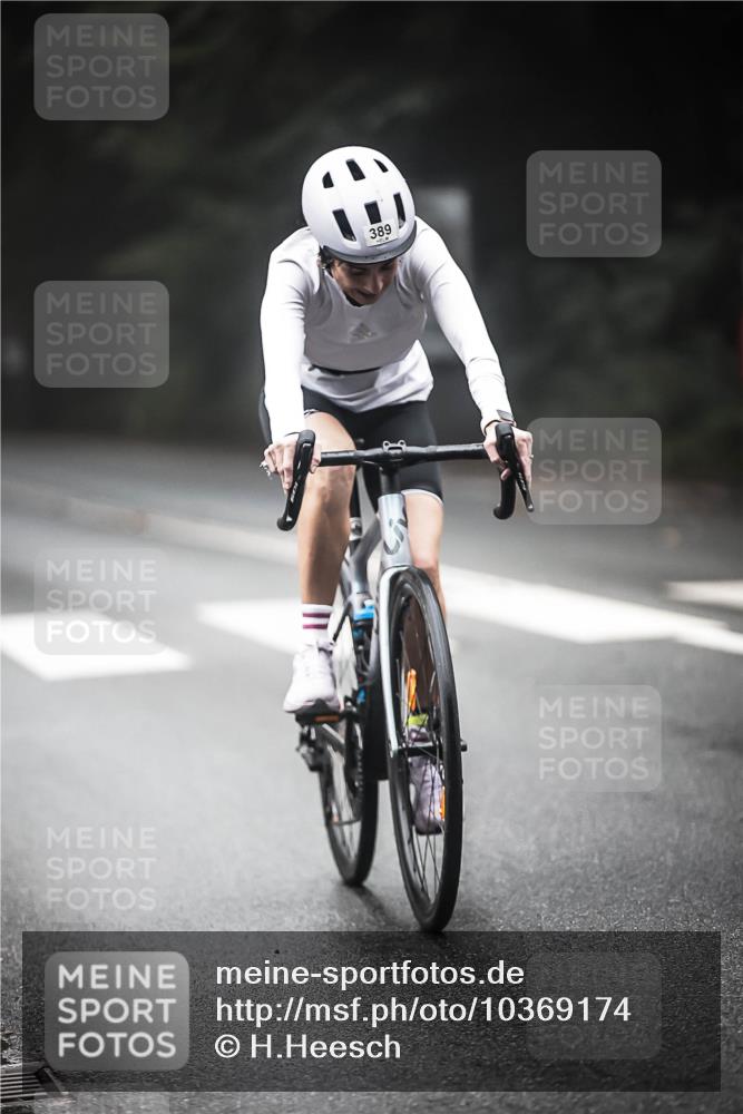 13.09.2026 - Stadtparktriathlon H.Heesch http://msf.ph/oto/10369174 13.09.2026 10:18:31 Radfahren 212, 251, 279, 359, 389, 444 meine-sportfotos.de