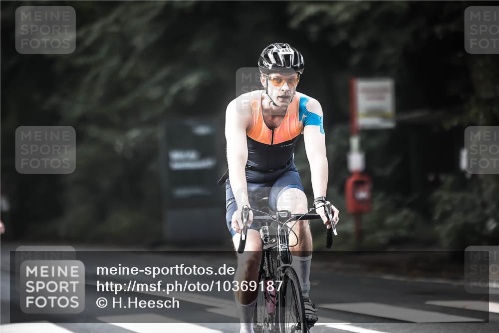 13.09.2026 - Stadtparktriathlon H.Heesch http://msf.ph/oto/10369187 13.09.2026 10:47:40 Radfahren 415, 470, 489, 493, 498, 506, 561 meine-sportfotos.de