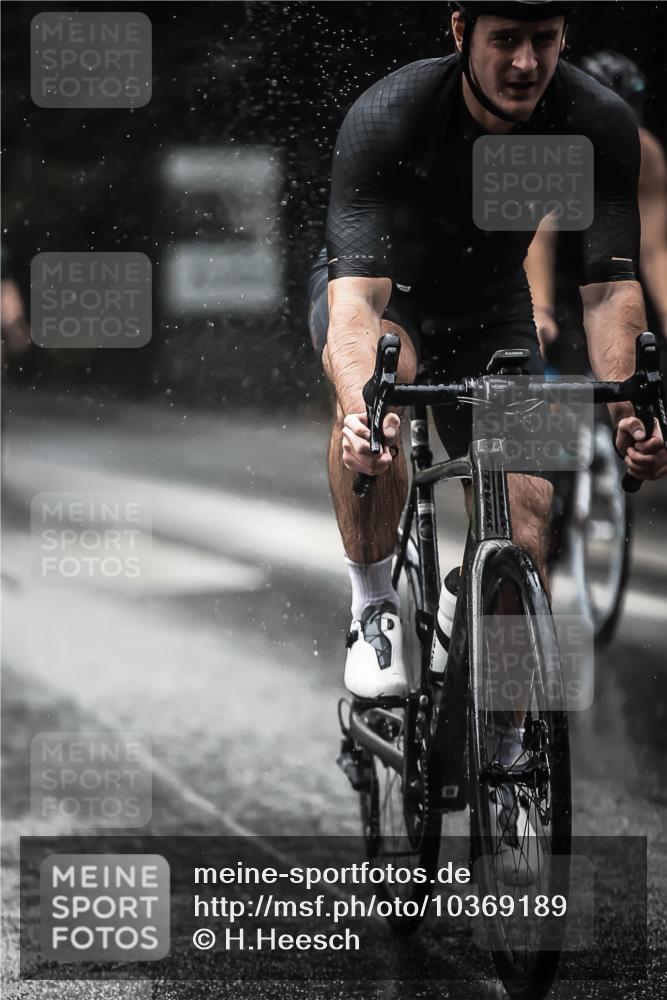 13.09.2026 - Stadtparktriathlon H.Heesch http://msf.ph/oto/10369189 13.09.2026 12:04:25 Radfahren 763, 785, 828, 857, 923, 962, 964, 1036 meine-sportfotos.de