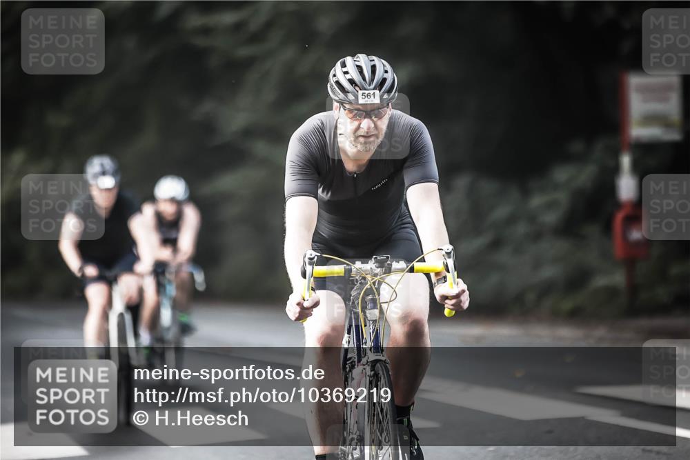 13.09.2026 - Stadtparktriathlon H.Heesch http://msf.ph/oto/10369219 13.09.2026 10:47:41 Radfahren 415, 470, 489, 493, 498, 506, 561 meine-sportfotos.de