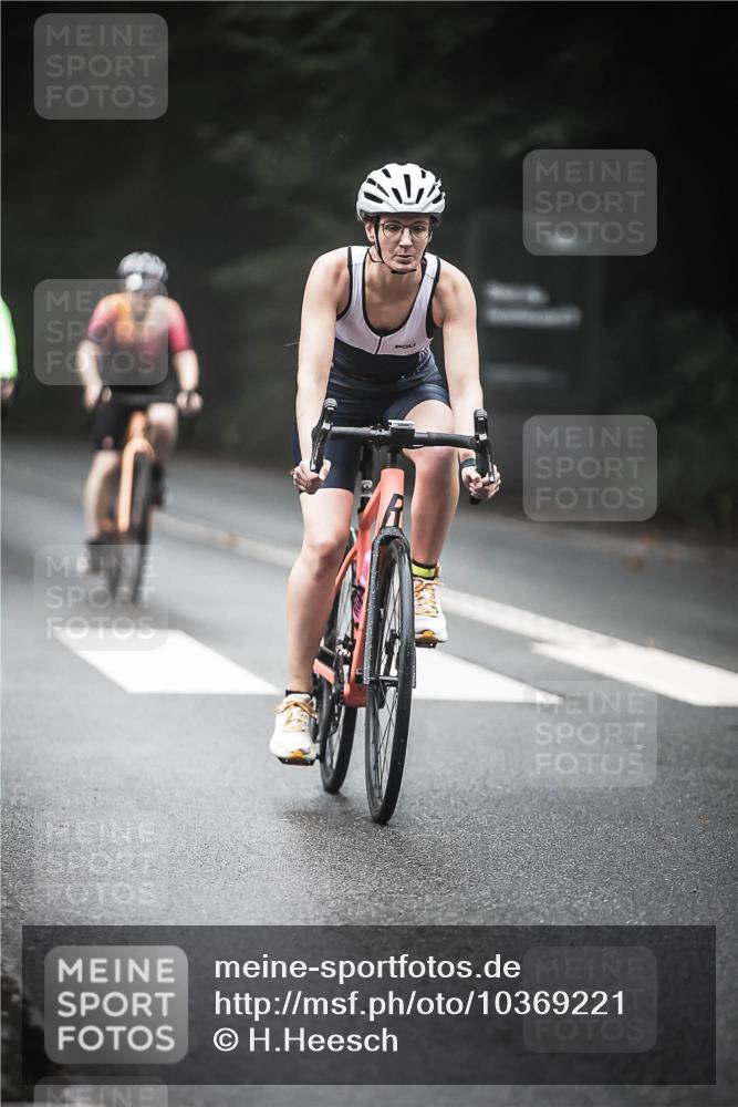 13.09.2026 - Stadtparktriathlon H.Heesch http://msf.ph/oto/10369221 13.09.2026 10:18:37 Radfahren 233, 333, 359, 389, 405, 444 meine-sportfotos.de