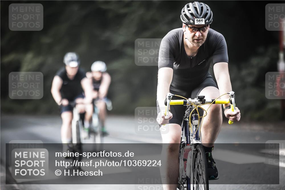13.09.2026 - Stadtparktriathlon H.Heesch http://msf.ph/oto/10369224 13.09.2026 10:47:41 Radfahren 415, 470, 489, 493, 498, 506, 561 meine-sportfotos.de
