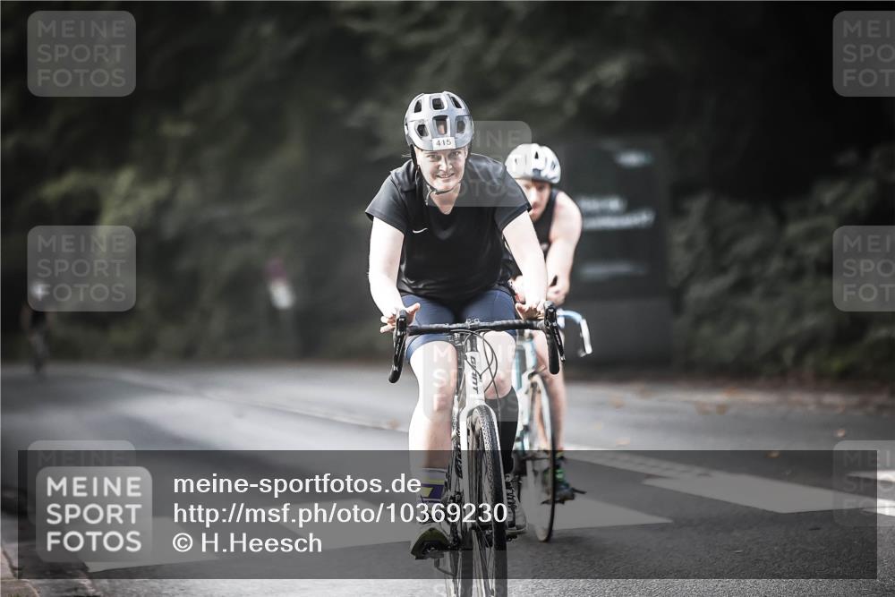 13.09.2026 - Stadtparktriathlon H.Heesch http://msf.ph/oto/10369230 13.09.2026 10:47:42 Radfahren 415, 470, 489, 493, 498, 506, 561 meine-sportfotos.de