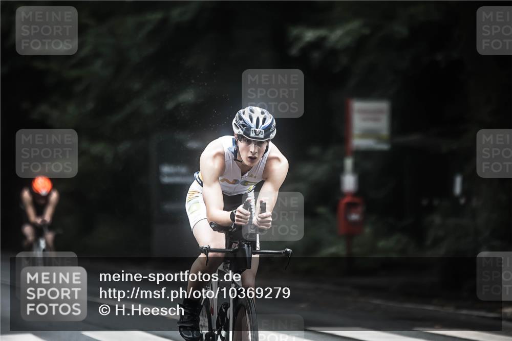 13.09.2026 - Stadtparktriathlon H.Heesch http://msf.ph/oto/10369279 13.09.2026 13:21:19 Radfahren 1216, 1341, 1386, 1400, 1407, 1413, 1460, 1473, 1482, 1519, 1521 meine-sportfotos.de