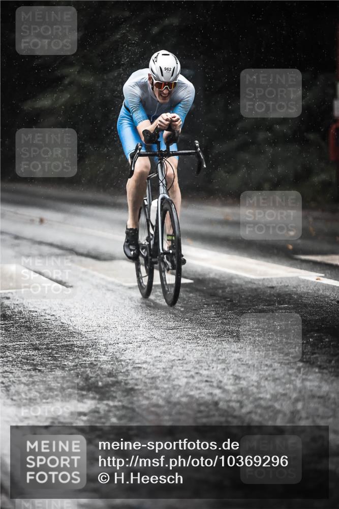 13.09.2026 - Stadtparktriathlon H.Heesch http://msf.ph/oto/10369296 13.09.2026 12:04:30 Radfahren 763, 785, 842, 923, 953, 962, 964, 1036, 1047 meine-sportfotos.de