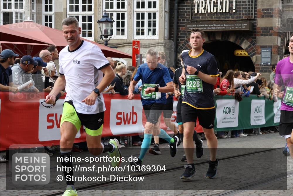 13.09.2026 - 21. swb-Marathon Bremen Strokosch-Dieckow http://msf.ph/oto/10369304 13.09.2026 13:36:10 Ziel 318, 532, 607, 2565, 3026, 3056, 3087, 3226, 3454, 3485, 3704, 3780, 3857, 4016, 4048, 5026, 5071, 5157, 5276, 5308, 5381, 5467, 5468, 5584, 5586, 5816, 6159, 6649, 6724, 6874, 7036, 7235, 7385, 7675, 7691, 7804, 8145, 8335, 8705, 8816, 9243, 9784, 9862, 9892, 9912, 13121, 13179, 13213, 2339, 2692, 2700, 2949, 3410, 3591, 4049, 4643, 4989, 5800, 6642, 6778, 7379, 7865, 8511, 8731, 8941, 9026, 9427, 9564, 13038, 13238 meine-sportfotos.de