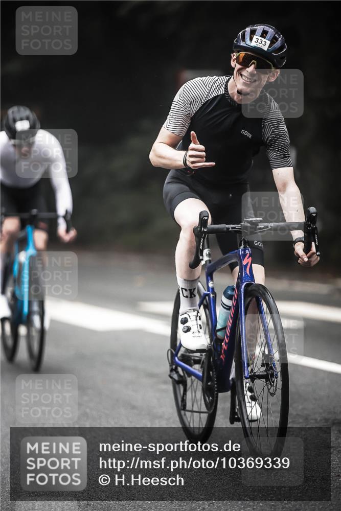 13.09.2026 - Stadtparktriathlon H.Heesch http://msf.ph/oto/10369339 13.09.2026 10:18:44 Radfahren 213, 233, 243, 300, 333, 368, 405, 412 meine-sportfotos.de