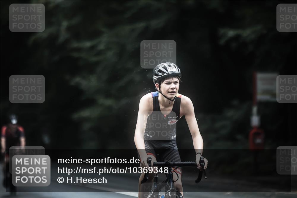 13.09.2026 - Stadtparktriathlon H.Heesch http://msf.ph/oto/10369348 13.09.2026 13:21:29 Radfahren 1353, 1407, 1414, 1461, 1473, 1482, 1521, 1526 meine-sportfotos.de