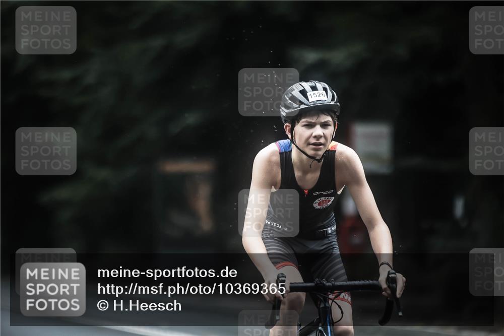 13.09.2026 - Stadtparktriathlon H.Heesch http://msf.ph/oto/10369365 13.09.2026 13:21:29 Radfahren 1353, 1407, 1414, 1461, 1473, 1482, 1521, 1526 meine-sportfotos.de