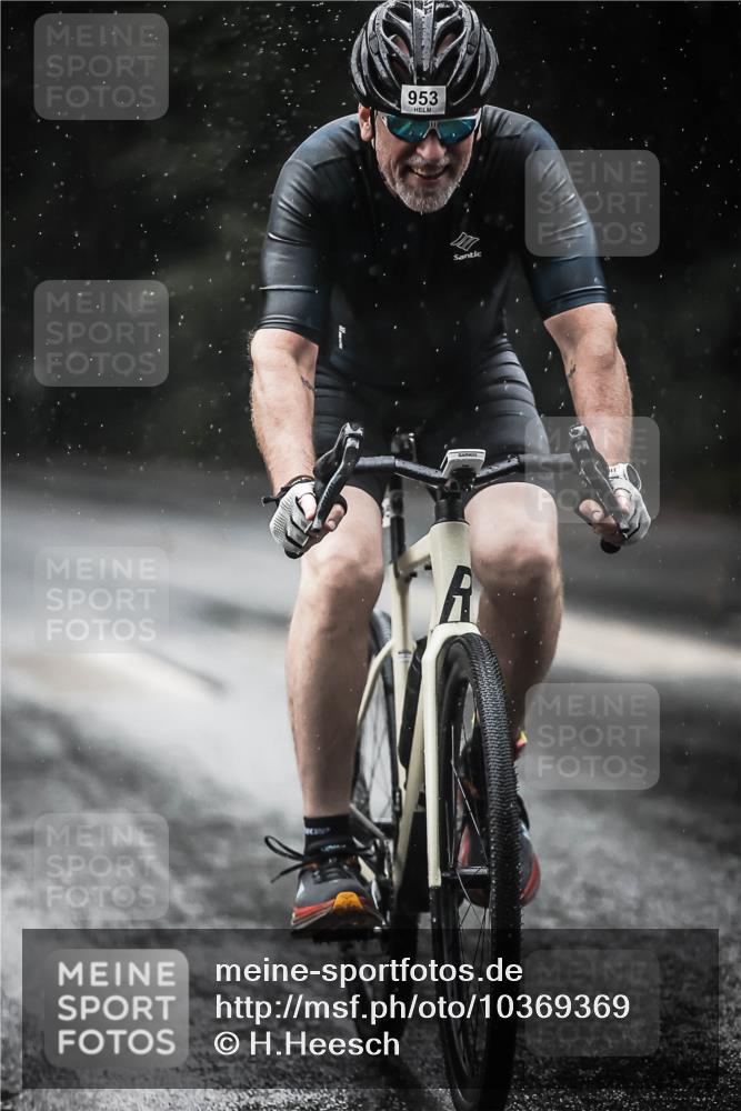 13.09.2026 - Stadtparktriathlon H.Heesch http://msf.ph/oto/10369369 13.09.2026 12:04:33 Radfahren 785, 842, 953, 962, 1047 meine-sportfotos.de