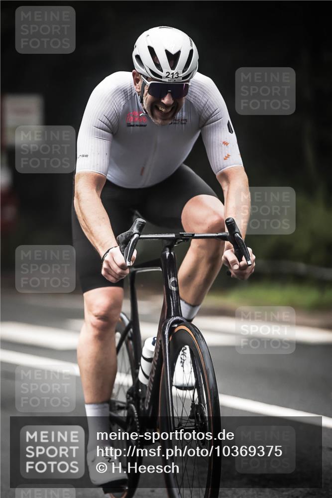 13.09.2026 - Stadtparktriathlon H.Heesch http://msf.ph/oto/10369375 13.09.2026 10:18:45 Radfahren 213, 233, 243, 300, 330, 333, 368, 405, 412 meine-sportfotos.de