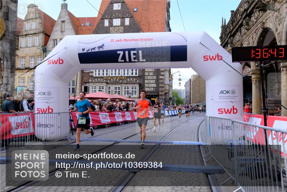 13.09.2026 - 21. swb-Marathon Bremen Tim E. http://msf.ph/oto/10369384 13.09.2026 13:07:05 Ziel 508, 521, 749, 788, 1009, 3127, 3910, 4574, 5238, 6784, 6951, 8580, 8888 meine-sportfotos.de
