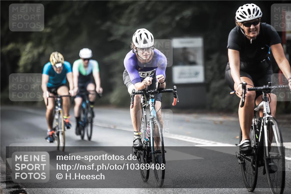 13.09.2026 - Stadtparktriathlon H.Heesch http://msf.ph/oto/10369408 13.09.2026 10:48:01 Radfahren 378, 413, 522, 546, 547 meine-sportfotos.de