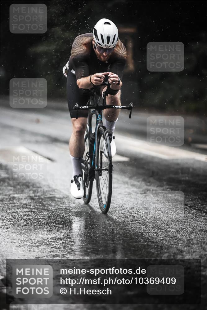 13.09.2026 - Stadtparktriathlon H.Heesch http://msf.ph/oto/10369409 13.09.2026 12:04:35 Radfahren 842, 924, 953, 962, 1047 meine-sportfotos.de