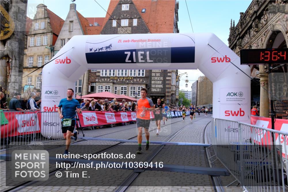 13.09.2026 - 21. swb-Marathon Bremen Tim E. http://msf.ph/oto/10369416 13.09.2026 13:07:05 Ziel 508, 521, 749, 788, 1009, 3127, 3910, 4574, 5238, 6784, 6951, 8580, 8888 meine-sportfotos.de