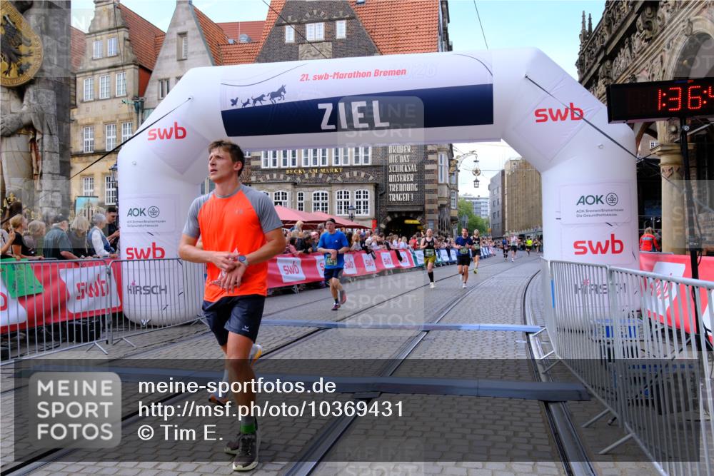 13.09.2026 - 21. swb-Marathon Bremen Tim E. http://msf.ph/oto/10369431 13.09.2026 13:07:07 Ziel 521, 749, 788, 1009, 3127, 3910, 4574, 5238, 6784, 6951, 8580, 8888 meine-sportfotos.de