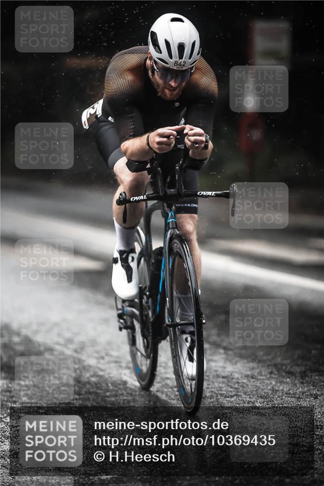 13.09.2026 - Stadtparktriathlon H.Heesch http://msf.ph/oto/10369435 13.09.2026 12:04:36 Radfahren 842, 924, 953, 962, 1047 meine-sportfotos.de