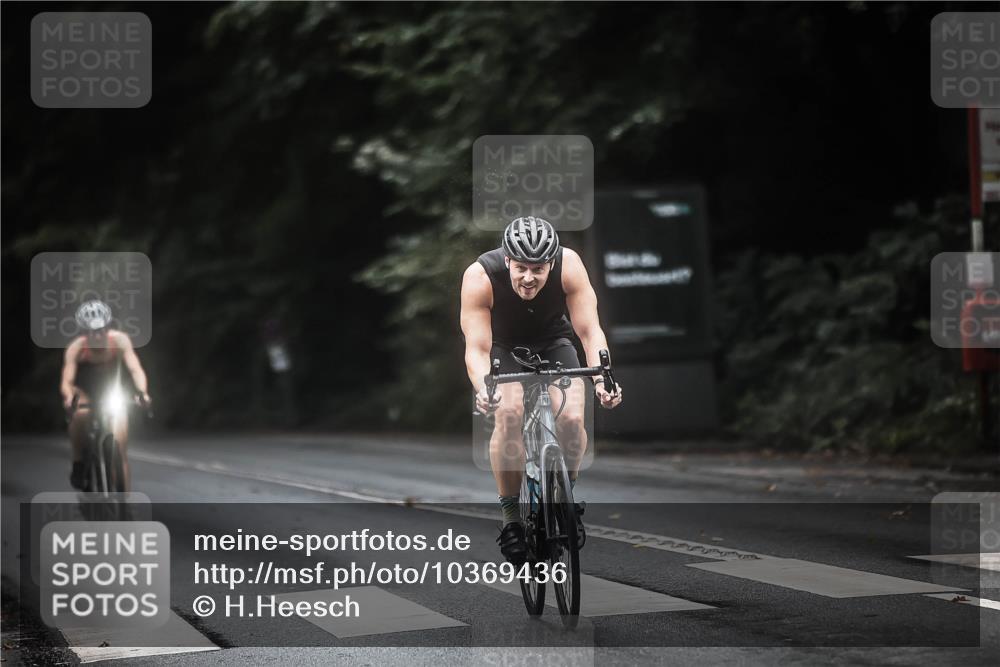 13.09.2026 - Stadtparktriathlon H.Heesch http://msf.ph/oto/10369436 13.09.2026 13:21:48 Radfahren 1385, 1406, 1453 meine-sportfotos.de