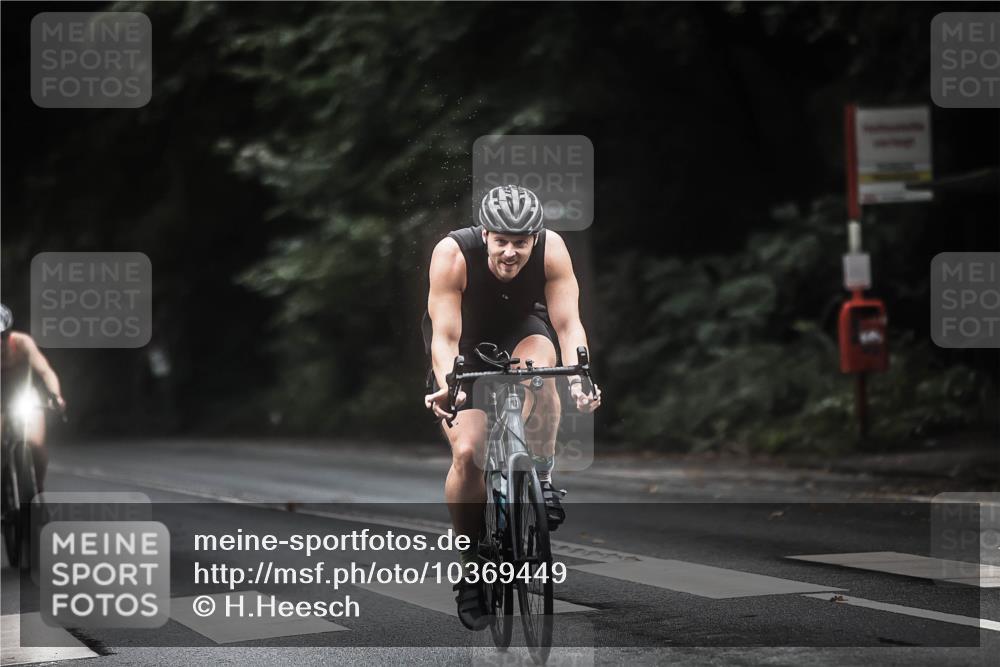 13.09.2026 - Stadtparktriathlon H.Heesch http://msf.ph/oto/10369449 13.09.2026 13:21:49 Radfahren 1316, 1385, 1406, 1453 meine-sportfotos.de