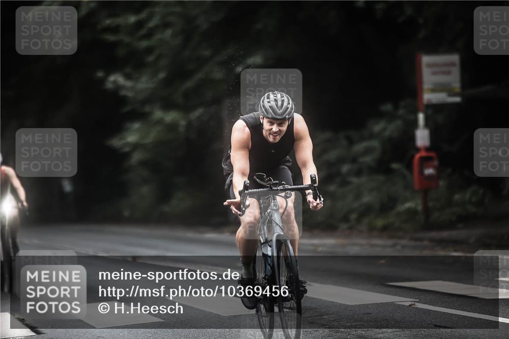 13.09.2026 - Stadtparktriathlon H.Heesch http://msf.ph/oto/10369456 13.09.2026 13:21:49 Radfahren 1316, 1385, 1406, 1453 meine-sportfotos.de