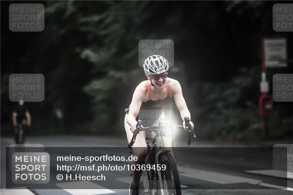 13.09.2026 - Stadtparktriathlon H.Heesch http://msf.ph/oto/10369459 13.09.2026 13:21:51 Radfahren 1316, 1343, 1385, 1406, 1453 meine-sportfotos.de
