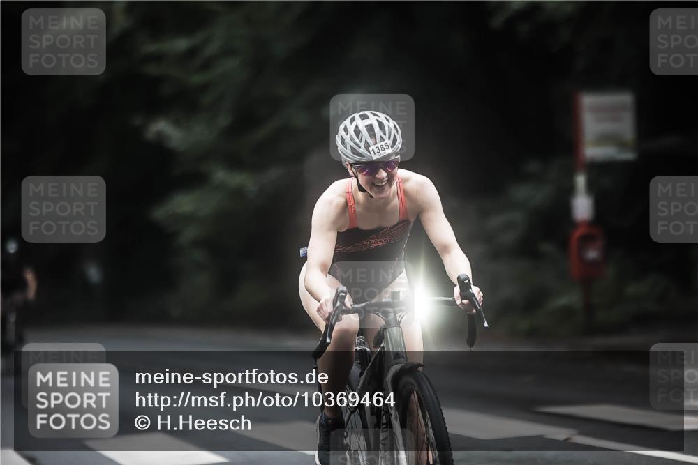 13.09.2026 - Stadtparktriathlon H.Heesch http://msf.ph/oto/10369464 13.09.2026 13:21:51 Radfahren 1316, 1343, 1385, 1406, 1453 meine-sportfotos.de