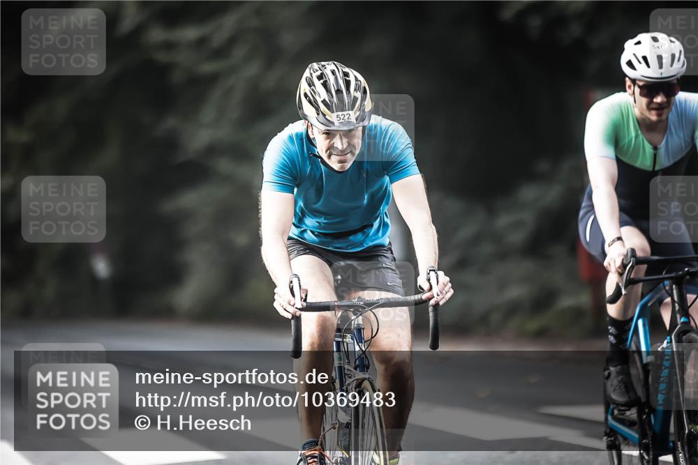 13.09.2026 - Stadtparktriathlon H.Heesch http://msf.ph/oto/10369483 13.09.2026 10:48:03 Radfahren 400, 413, 471, 522, 546, 547 meine-sportfotos.de