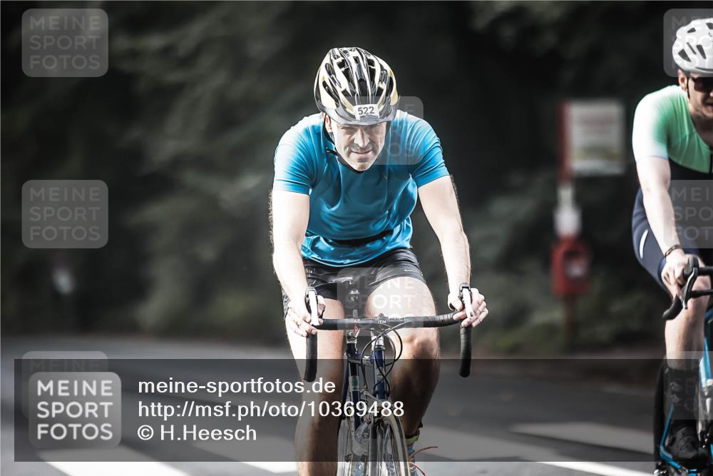 13.09.2026 - Stadtparktriathlon H.Heesch http://msf.ph/oto/10369488 13.09.2026 10:48:03 Radfahren 400, 413, 471, 522, 546, 547 meine-sportfotos.de