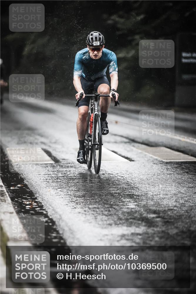 13.09.2026 - Stadtparktriathlon H.Heesch http://msf.ph/oto/10369500 13.09.2026 12:04:46 Radfahren 858, 924, 937, 979 meine-sportfotos.de