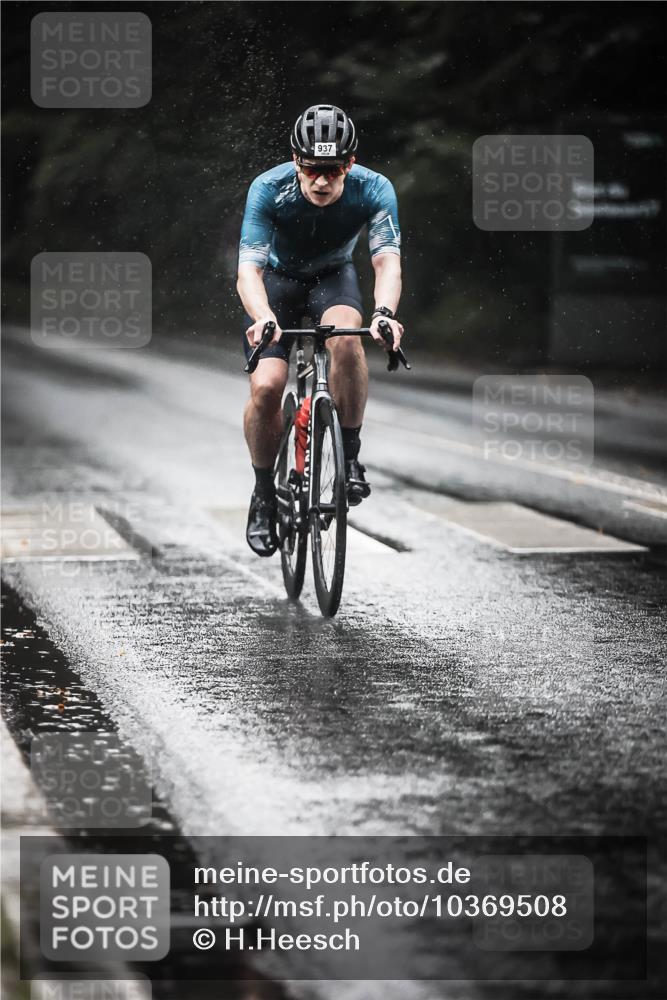 13.09.2026 - Stadtparktriathlon H.Heesch http://msf.ph/oto/10369508 13.09.2026 12:04:46 Radfahren 858, 924, 937, 979 meine-sportfotos.de