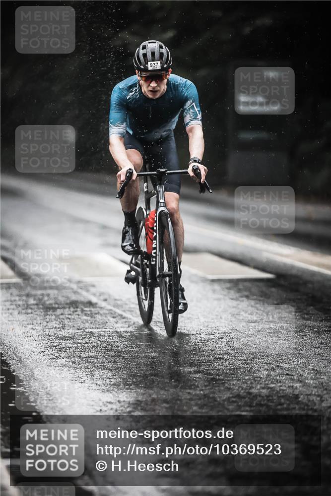 13.09.2026 - Stadtparktriathlon H.Heesch http://msf.ph/oto/10369523 13.09.2026 12:04:46 Radfahren 858, 924, 937, 979 meine-sportfotos.de