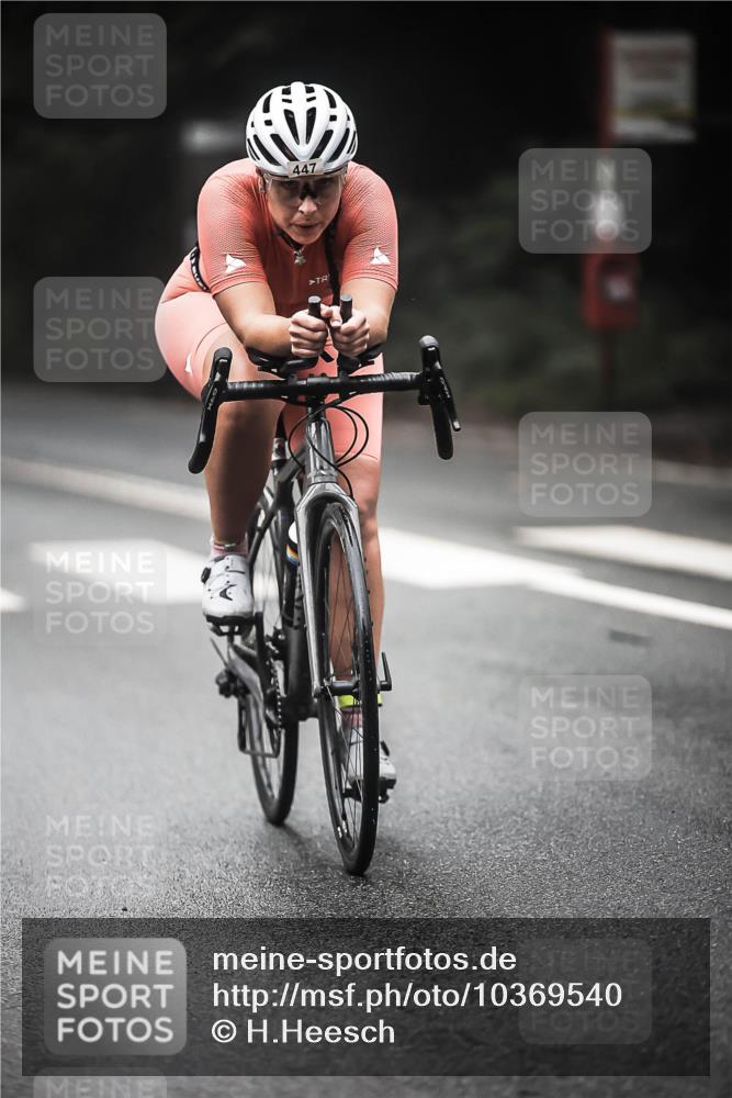 13.09.2026 - Stadtparktriathlon H.Heesch http://msf.ph/oto/10369540 13.09.2026 10:18:57 Radfahren 255, 330, 378, 447, 465 meine-sportfotos.de
