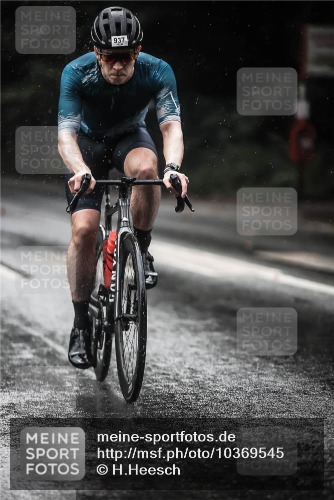 13.09.2026 - Stadtparktriathlon H.Heesch http://msf.ph/oto/10369545 13.09.2026 12:04:46 Radfahren 858, 924, 937, 979 meine-sportfotos.de