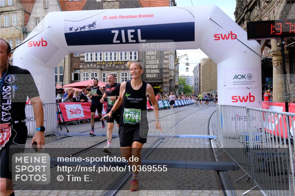 13.09.2026 - 21. swb-Marathon Bremen Tim E. http://msf.ph/oto/10369555 13.09.2026 13:07:23 Ziel 749, 1540, 1863, 3794, 3973, 6053, 7636, 7876, 9708, 9927 meine-sportfotos.de