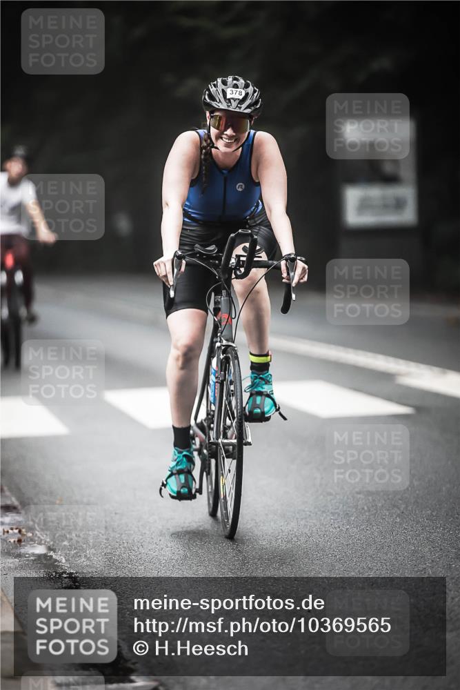 13.09.2026 - Stadtparktriathlon H.Heesch http://msf.ph/oto/10369565 13.09.2026 10:18:59 Radfahren 255, 378, 447, 465 meine-sportfotos.de