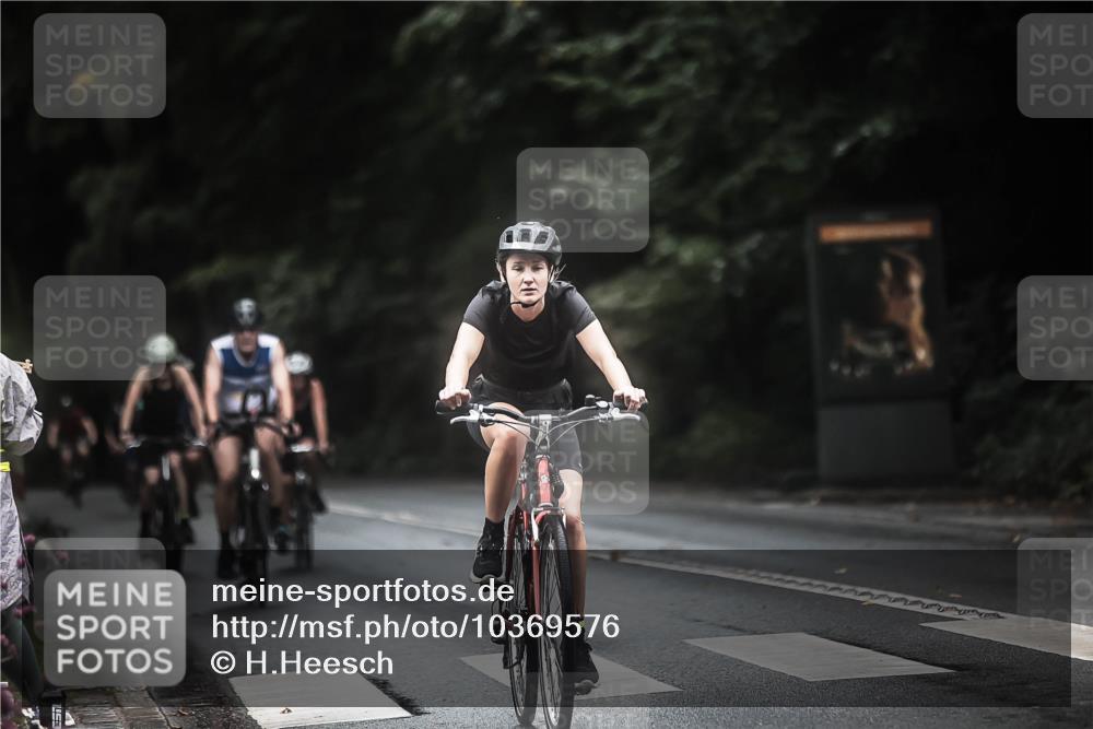 13.09.2026 - Stadtparktriathlon H.Heesch http://msf.ph/oto/10369576 13.09.2026 13:21:58 Radfahren 1225, 1226, 1287, 1316, 1343, 1372, 1376, 1424, 1435, 1453 meine-sportfotos.de