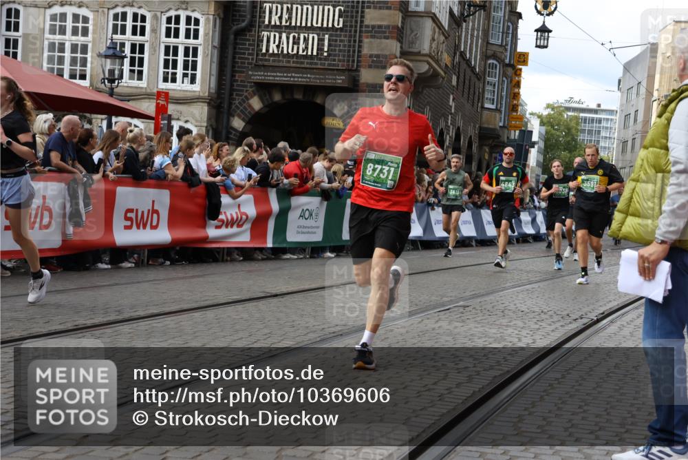 13.09.2026 - 21. swb-Marathon Bremen Strokosch-Dieckow http://msf.ph/oto/10369606 13.09.2026 13:36:17 Ziel 318, 563, 1867, 2565, 3026, 3056, 3454, 3485, 3489, 3857, 4016, 4048, 5026, 5071, 5157, 5276, 5381, 5816, 6159, 6724, 6874, 6982, 7036, 7043, 7235, 7256, 7385, 7691, 7804, 8145, 8227, 8275, 8335, 8705, 9243, 9912, 13179, 372, 900, 1738, 1880, 2467, 2692, 2700, 2731, 2823, 3067, 3410, 3591, 4049, 4182, 4216, 4643, 5781, 6527, 7249, 7344, 7808, 8525, 8905, 9427, 13038 meine-sportfotos.de